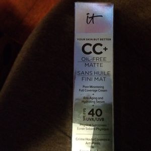Pore minimizing full coverage cream